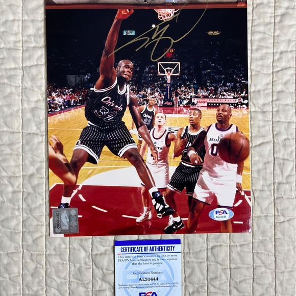 Signed Shaquille O’Neal Picture - Picture 2 of 4